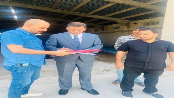 معاون المدير العام للشؤون الادارية يشرف على توزيع الكتب المنهجية للمرحلة الابتدائية