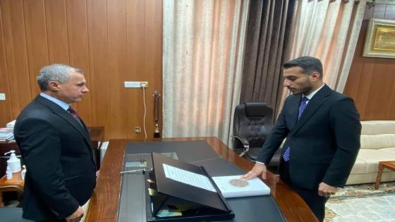 كناوي يؤدي اليمين الدستوري لمنصب محافظ النجف الاشرف